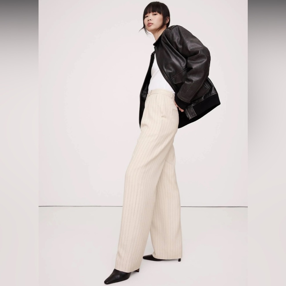 Soho High-Rise Wide-Leg Drapey Twill Pant